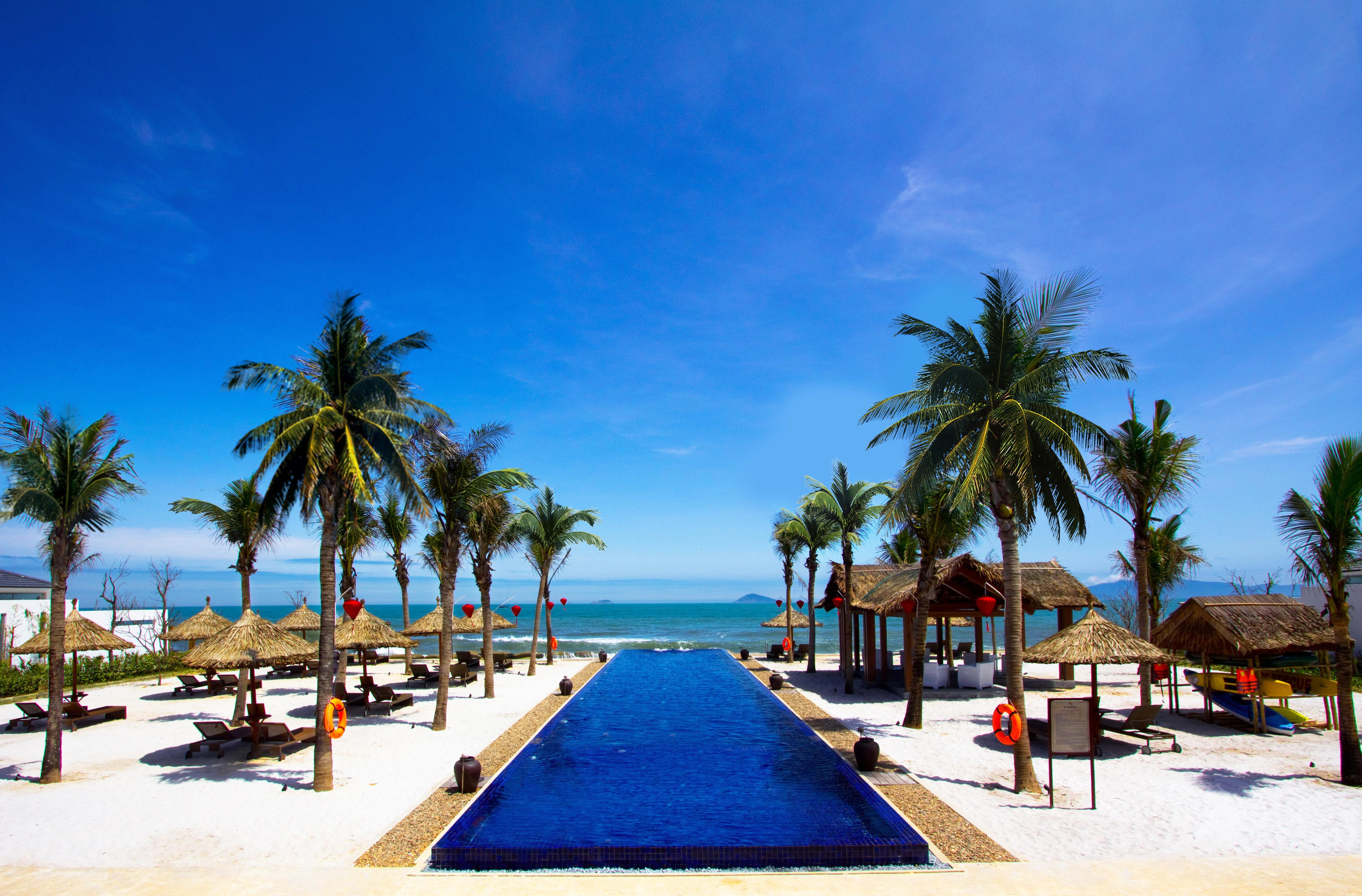 Sunrise Premium Resort & Spa Hoi An Esterno foto