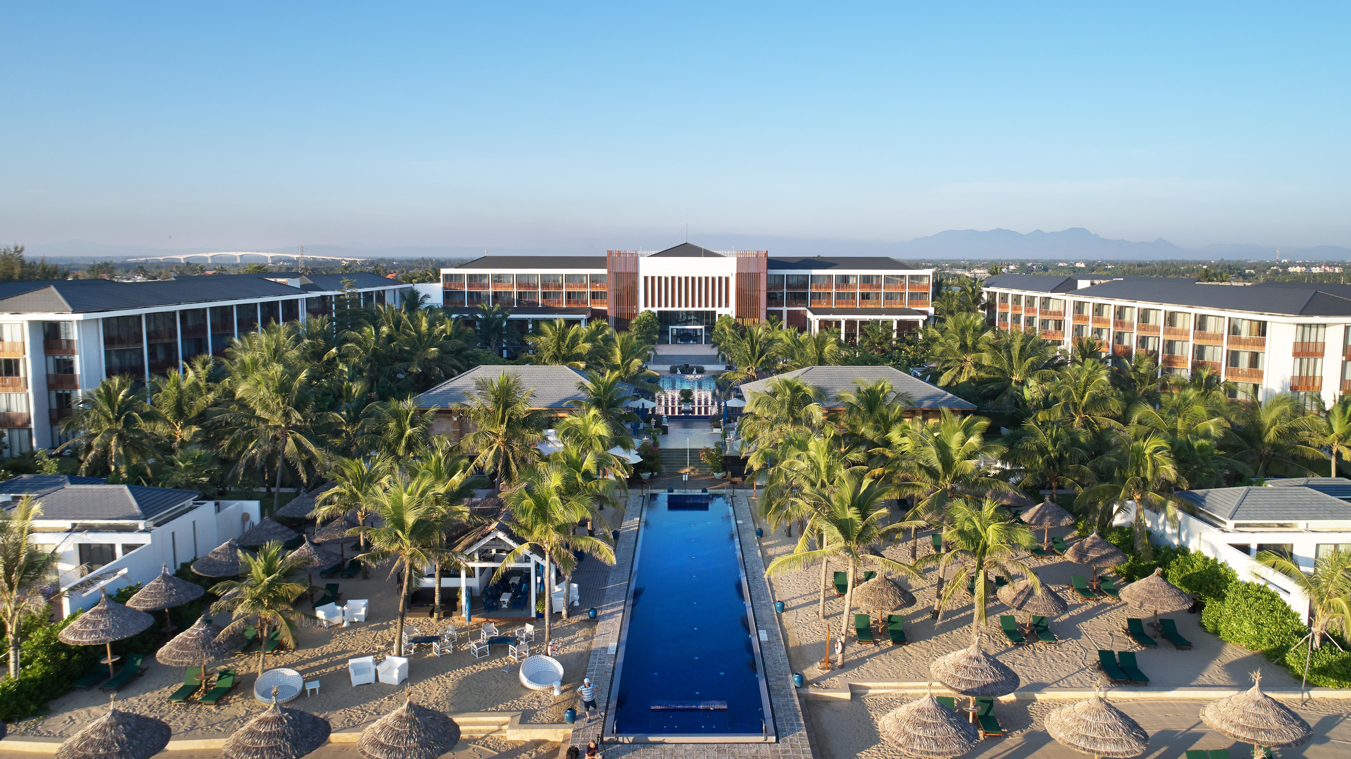 Sunrise Premium Resort & Spa Hoi An Esterno foto