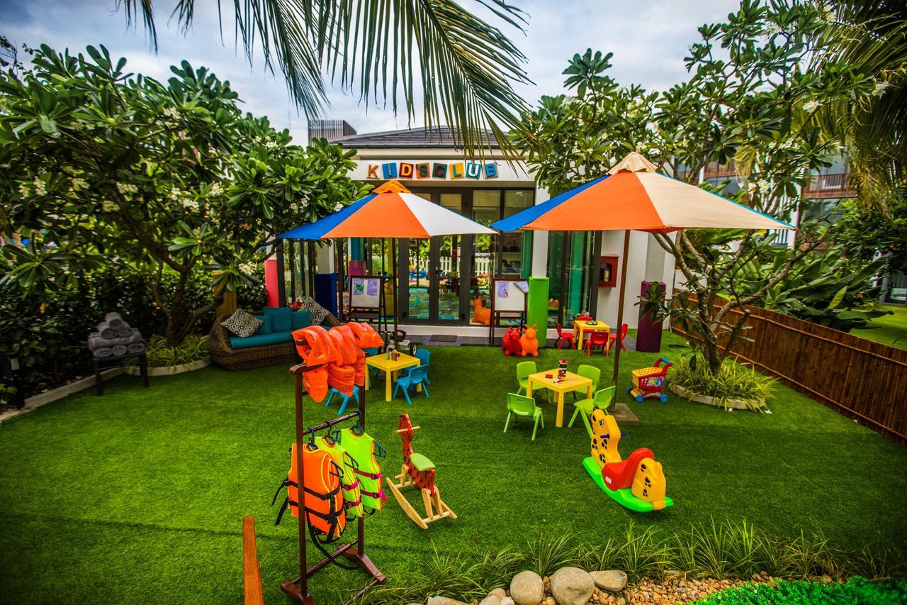 Sunrise Premium Resort & Spa Hoi An Esterno foto