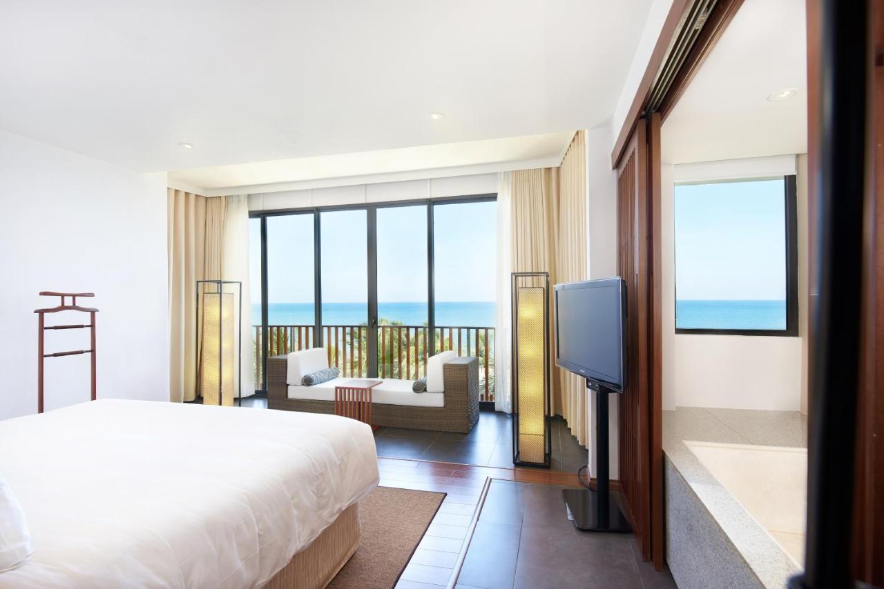 Sunrise Premium Resort & Spa Hoi An Esterno foto